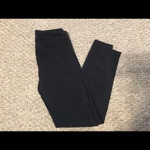 athletic leggings